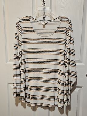 CJ Banks Scoop Neck Long Sleeve Top in White, Black & Tan